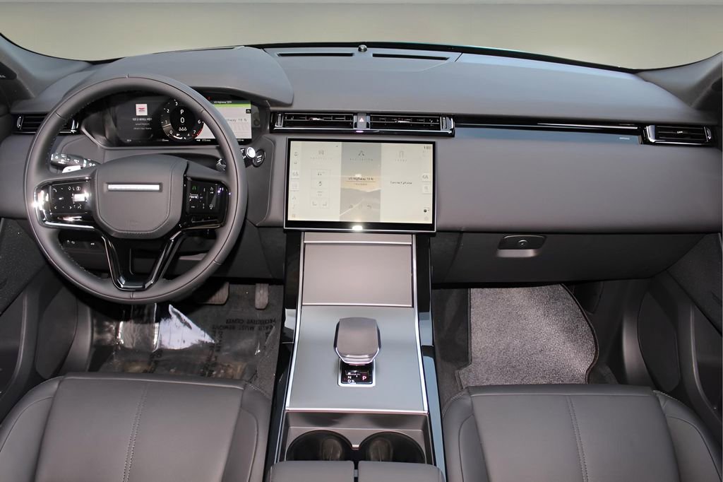 Used 2026 Land Rover Range Rover Velar S AWD/4WD image 14