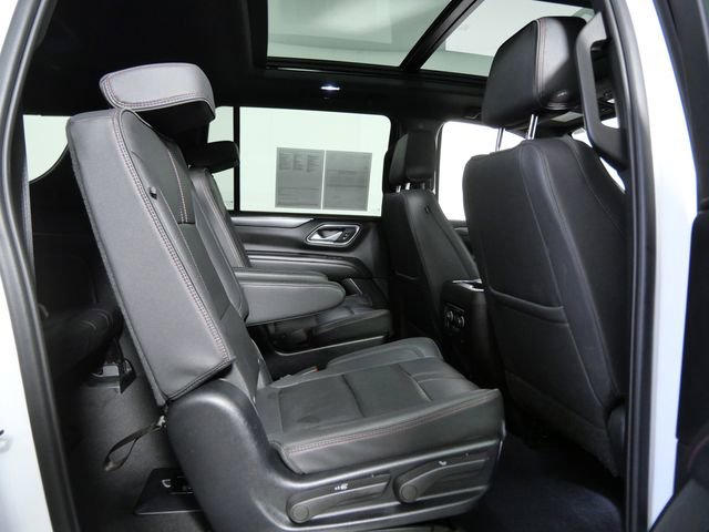 Used 2023 Chevrolet Suburban RST w/ Sport Performance Package AWD/4WD image 13