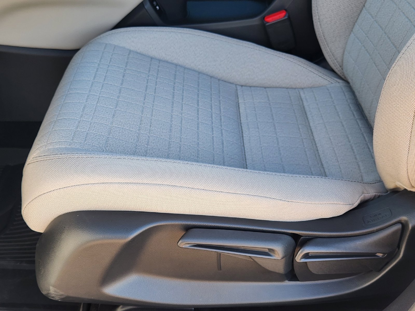 New 2027 Honda HR-V LX image 23