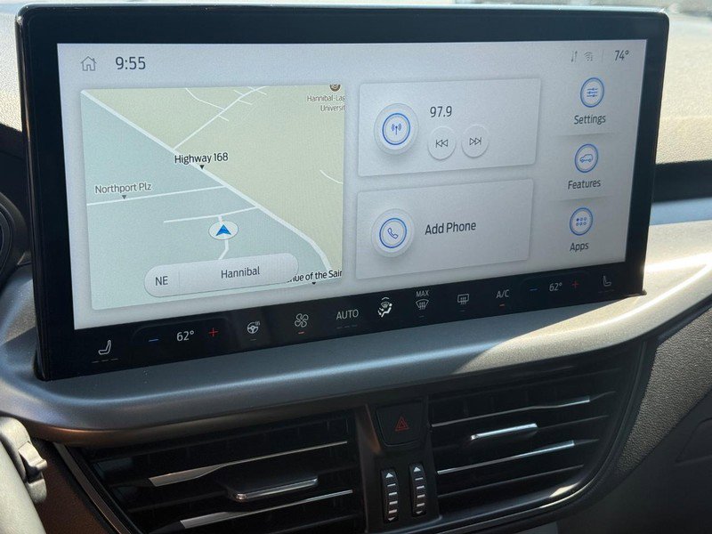 Used 2024 Ford Escape SE image 15