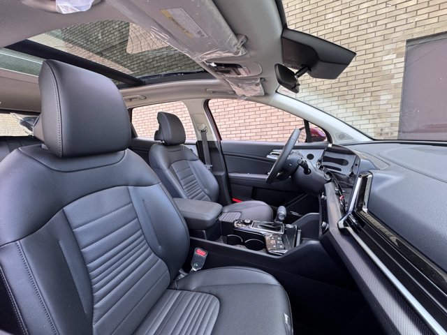 New 2025 Kia Sportage SX AWD/4WD image 29