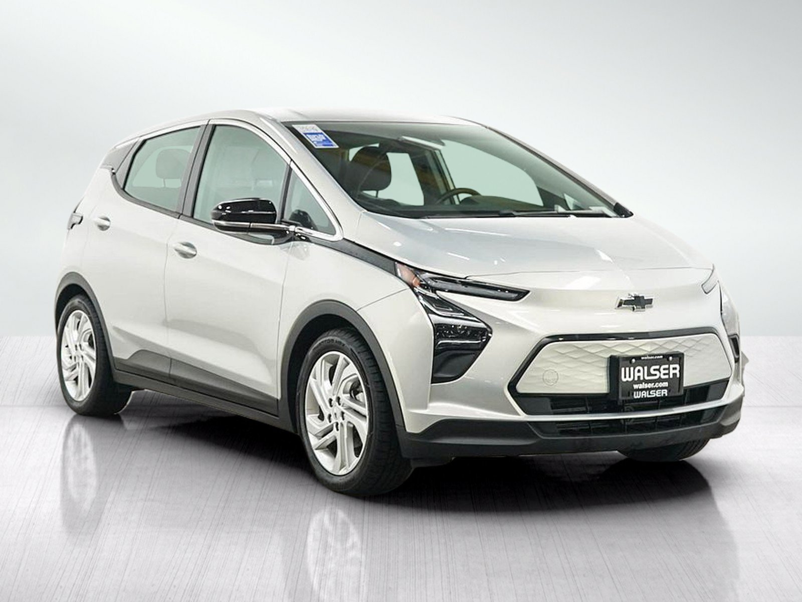 Used 2023 Chevrolet Bolt LT w/ Driver Confidence Package FWD image 8