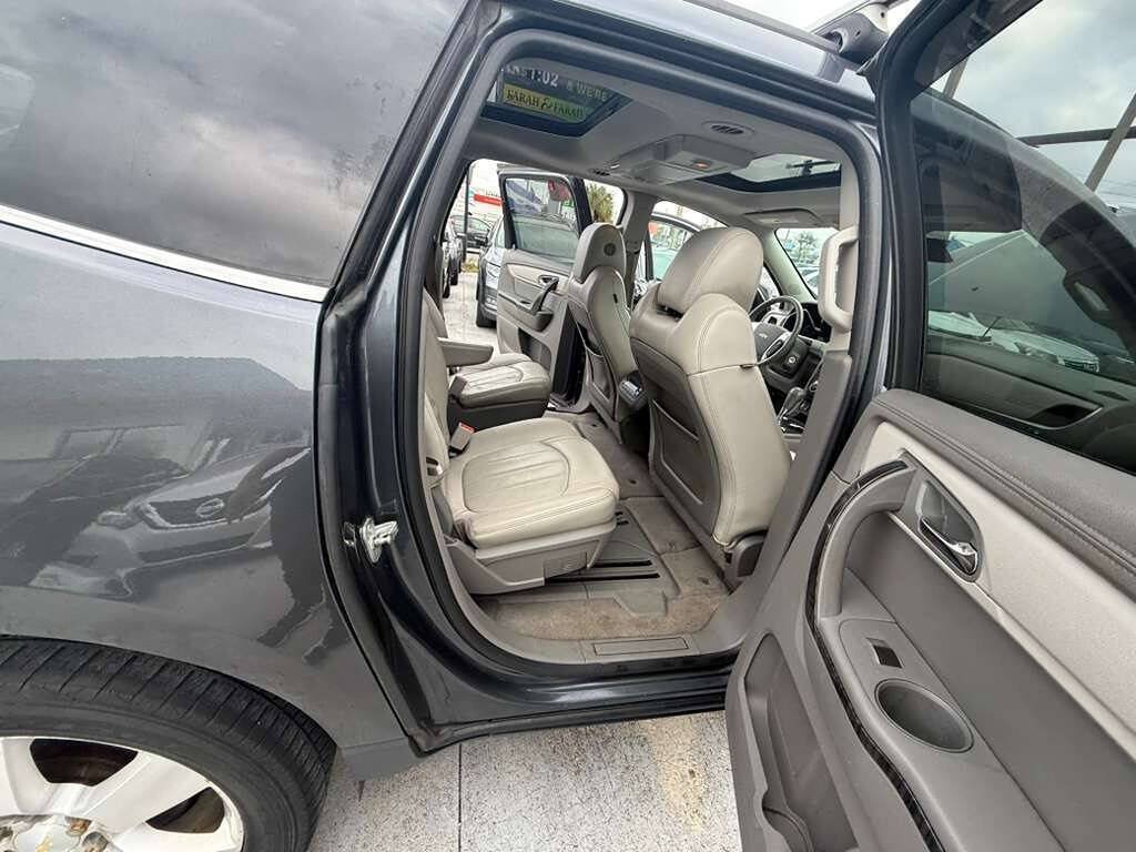 Used 2014 Chevrolet Traverse LTZ AWD/4WD image 7