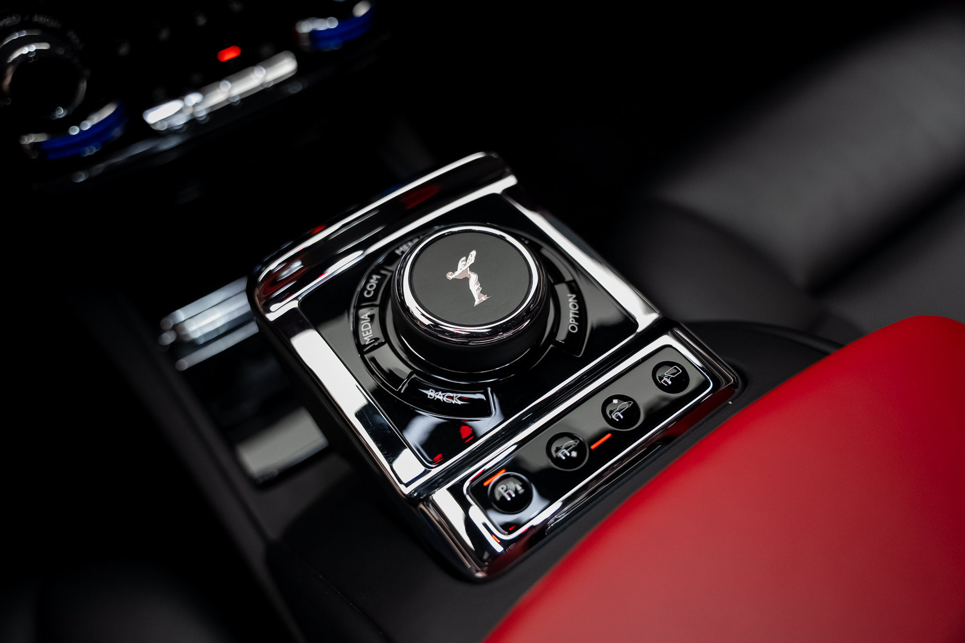 Used 2023 Rolls-Royce Phantom Sedan w/ The Phantom Package RWD image 51