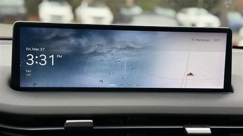 Used 2024 Genesis GV70 2.5T w/ Advanced Package image 39