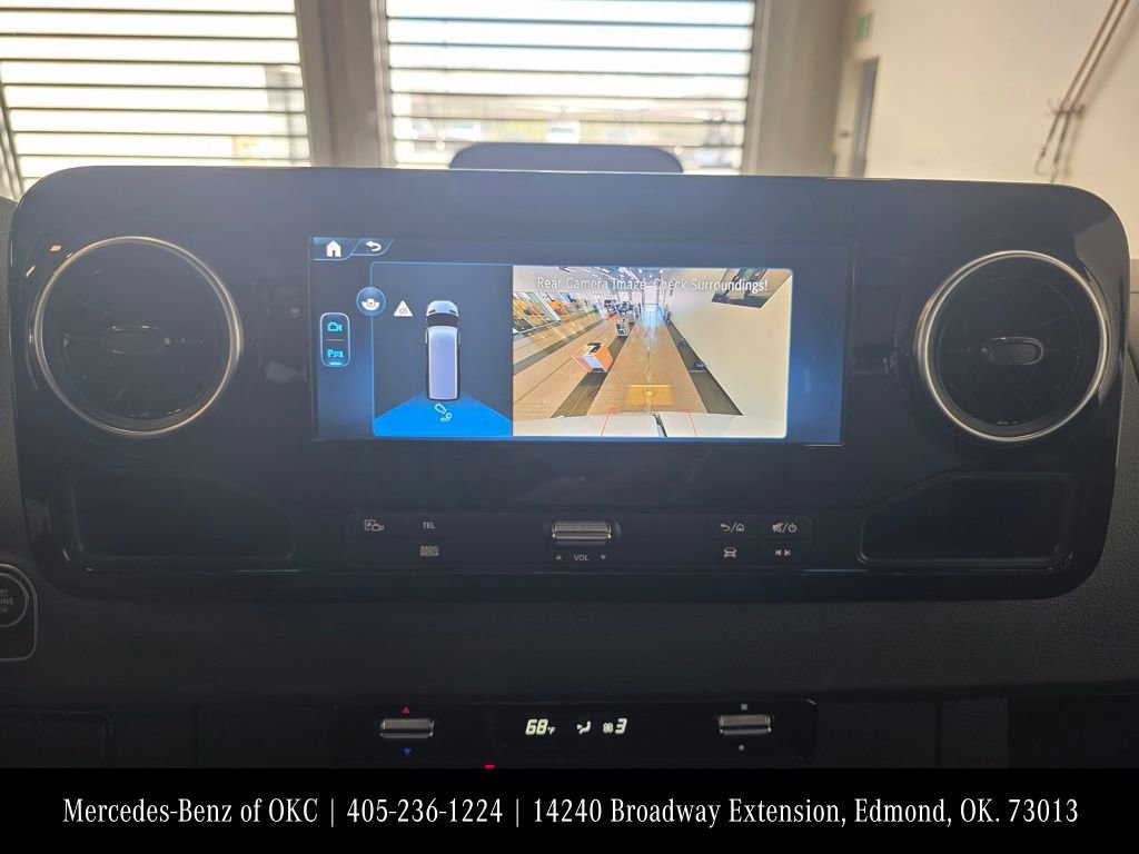 Used 2025 Mercedes-Benz Sprinter 2500 image 11