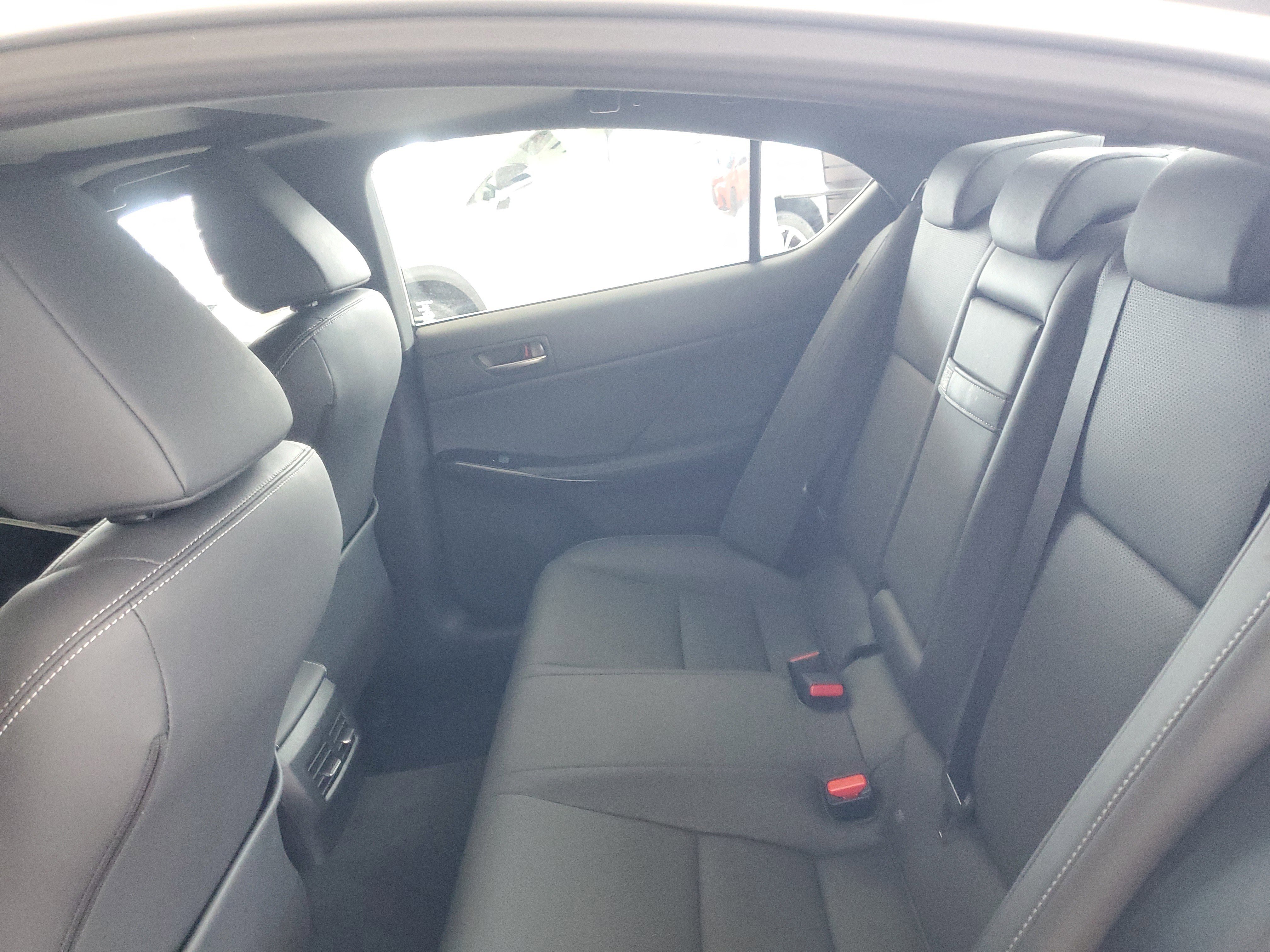 Used 2025 Lexus IS 350 F Sport w/ Accessory Package image 15