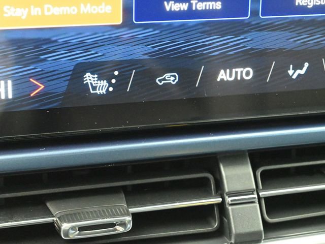 New 2026 Chevrolet Equinox EV LT image 22