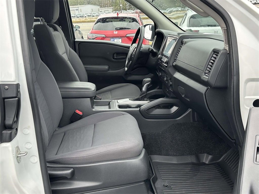 Used 2022 Nissan Frontier S image 6