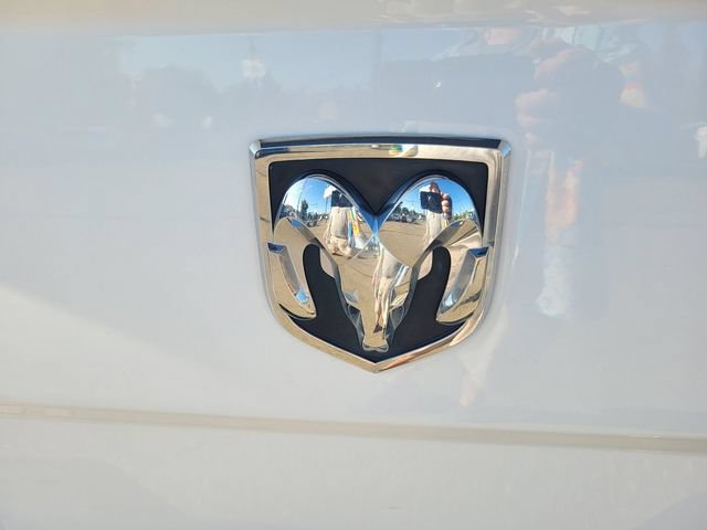Used 2022 RAM 1500 Classic SLT w/ Electronics Group AWD/4WD image 10