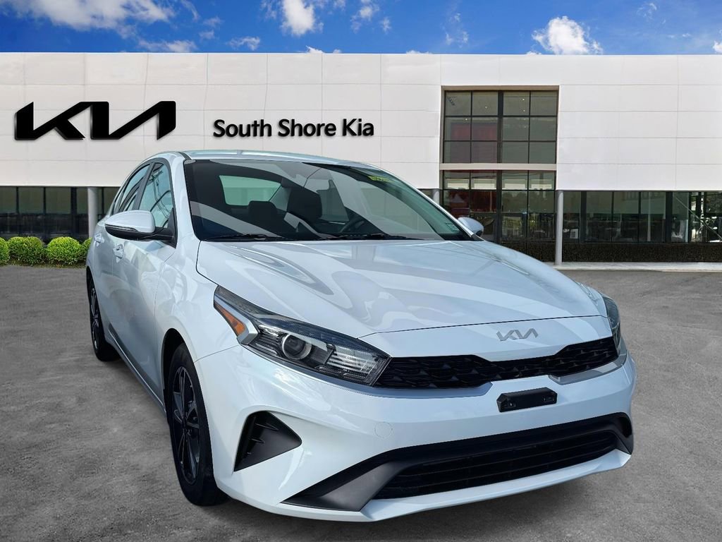 Used 2023 Kia Forte LXS w/ LXS Technology Package image 1