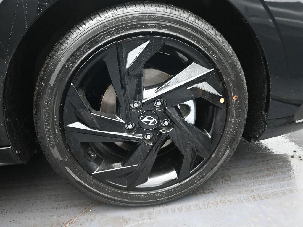 New 2026 Hyundai Elantra SEL FWD image 29