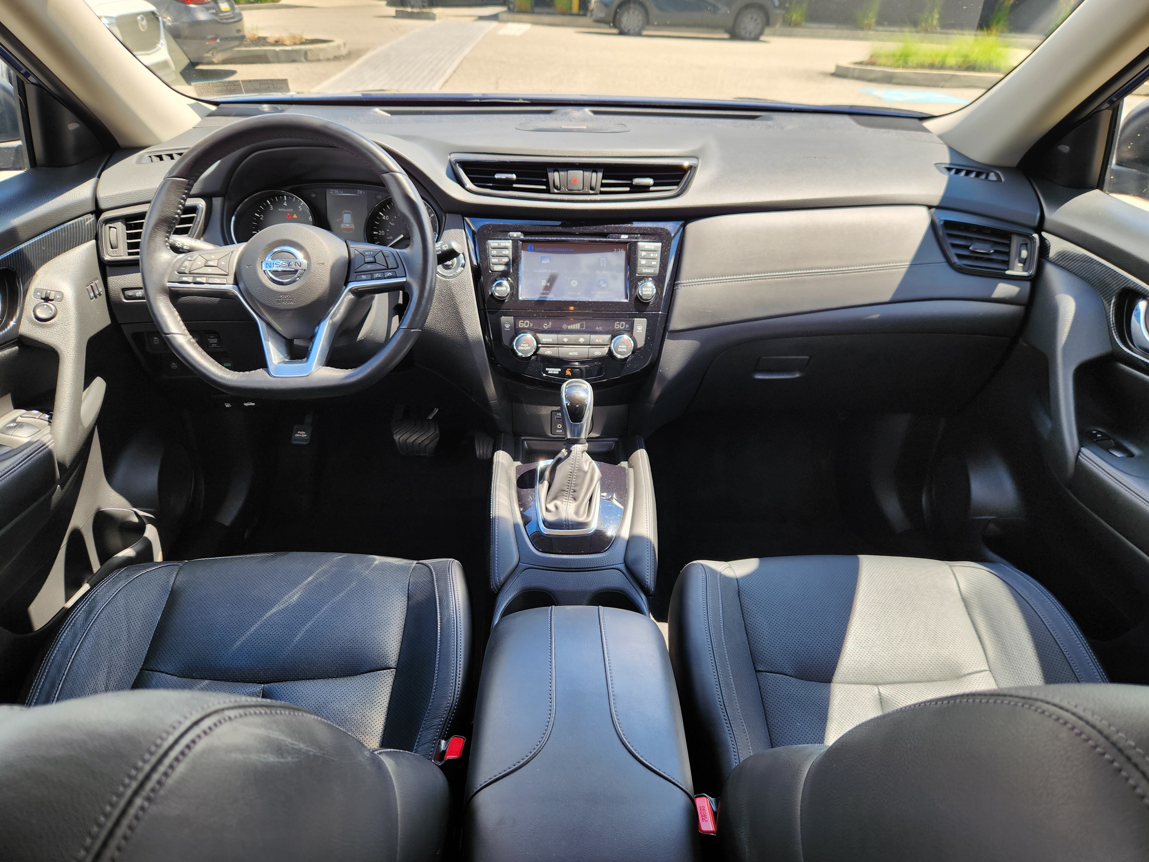 Used 2017 Nissan Rogue SL FWD image 8