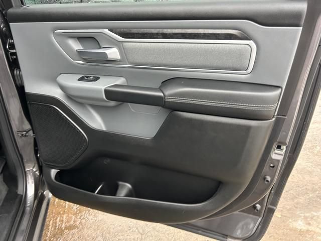 Used 2022 RAM 1500 Big Horn AWD/4WD image 27