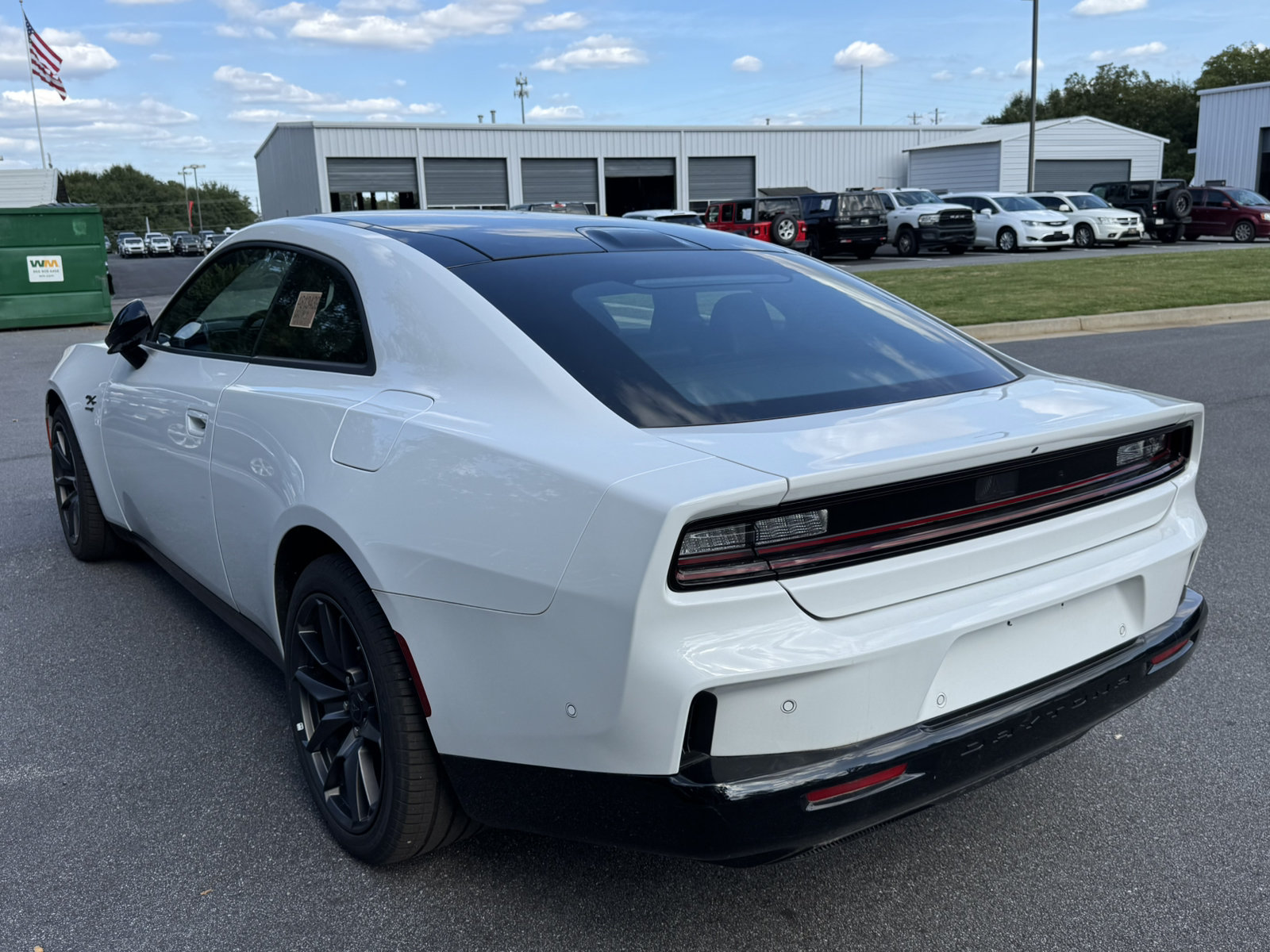 Used 2025 Dodge Charger Daytona R/T w/ Plus Group AWD/4WD image 7