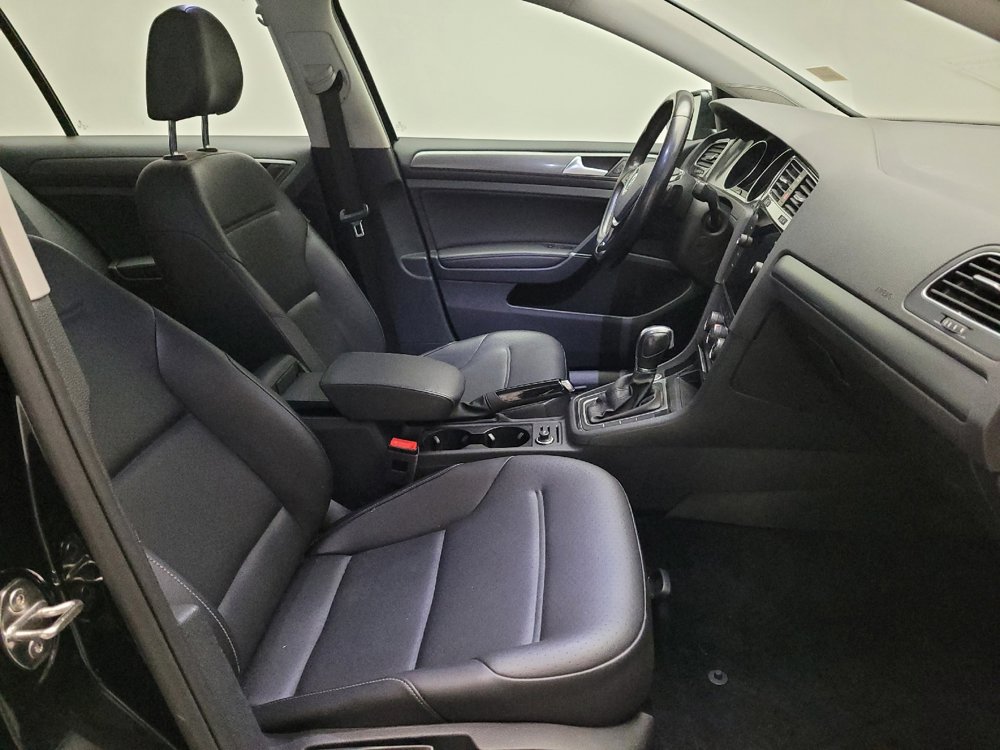 Used 2019 Volkswagen Golf SE FWD image 21