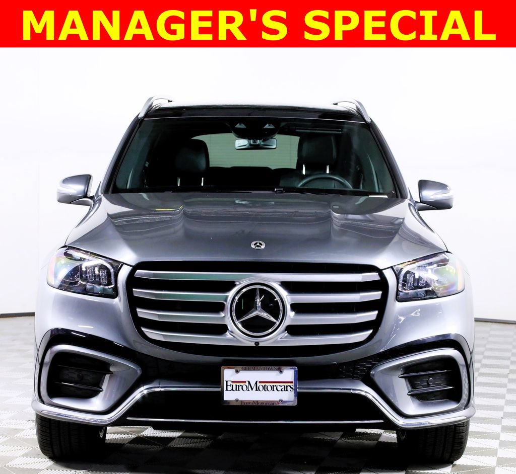 Used 2025 Mercedes-Benz GLS 450 4MATIC image 2