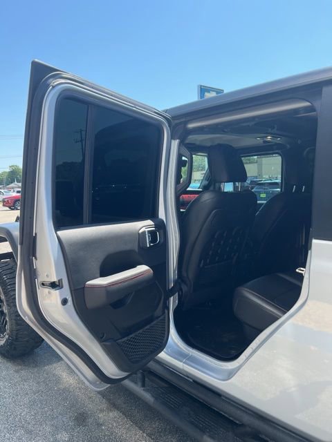 Used 2023 Jeep Gladiator Rubicon w/ LED Lighting Group AWD/4WD image 11