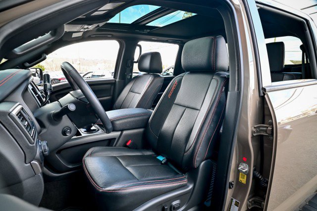 Used 2021 Nissan Titan PRO-4X w/ Pro-4x Convenience Package image 14