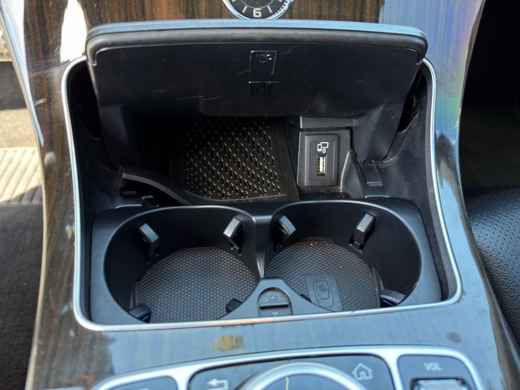 Used 2020 Mercedes-Benz C 300 Sedan image 24