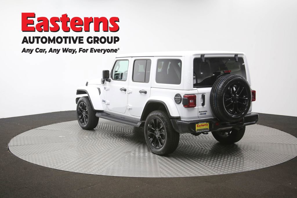 Used 2025 Jeep Wrangler Unlimited Sahara AWD/4WD image 60