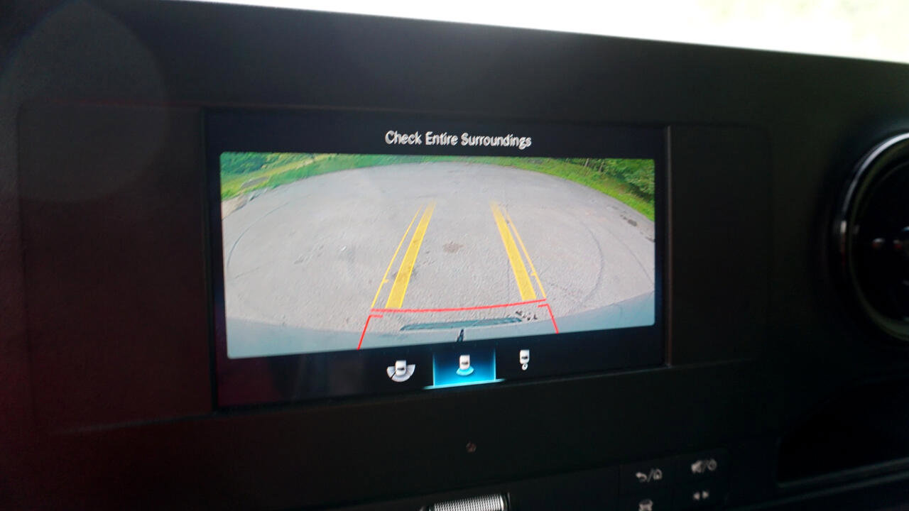 Used 2024 Mercedes-Benz Sprinter 2500 image 16