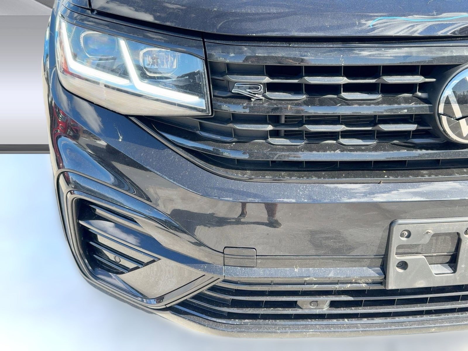 Used 2023 Volkswagen Atlas Cross Sport SEL R-Line image 11