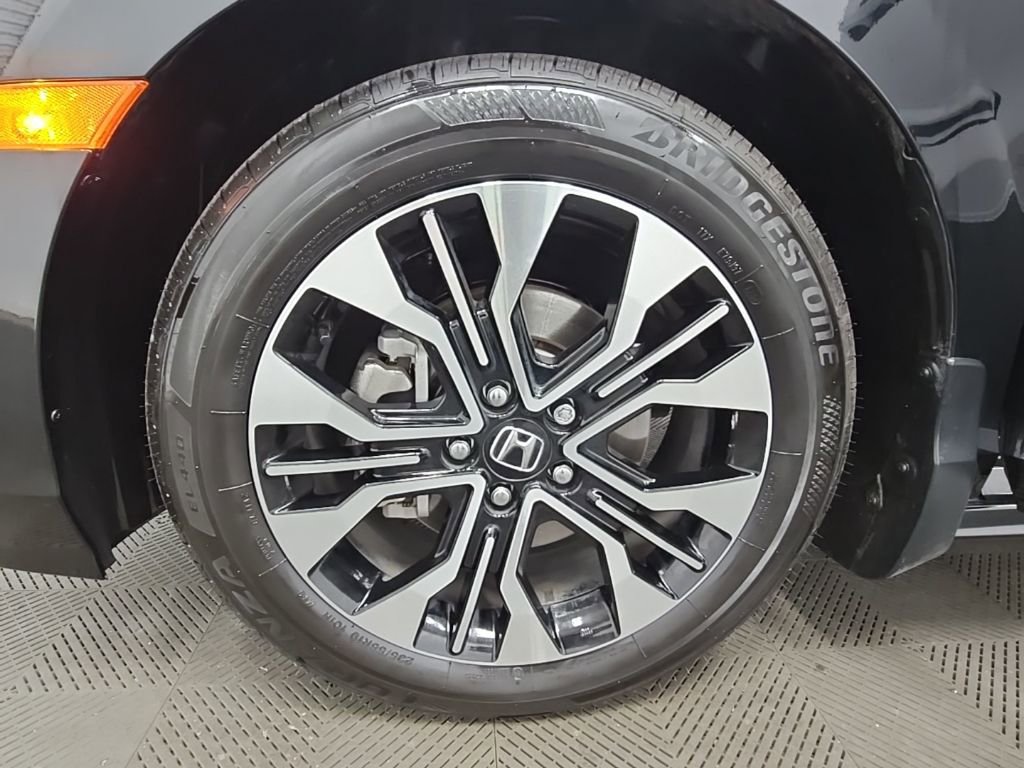 Used 2025 Honda Odyssey Elite image 46