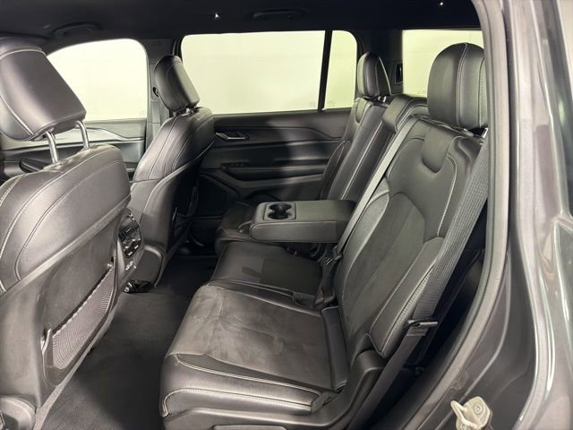 Used 2024 Jeep Grand Cherokee L Laredo AWD/4WD image 22
