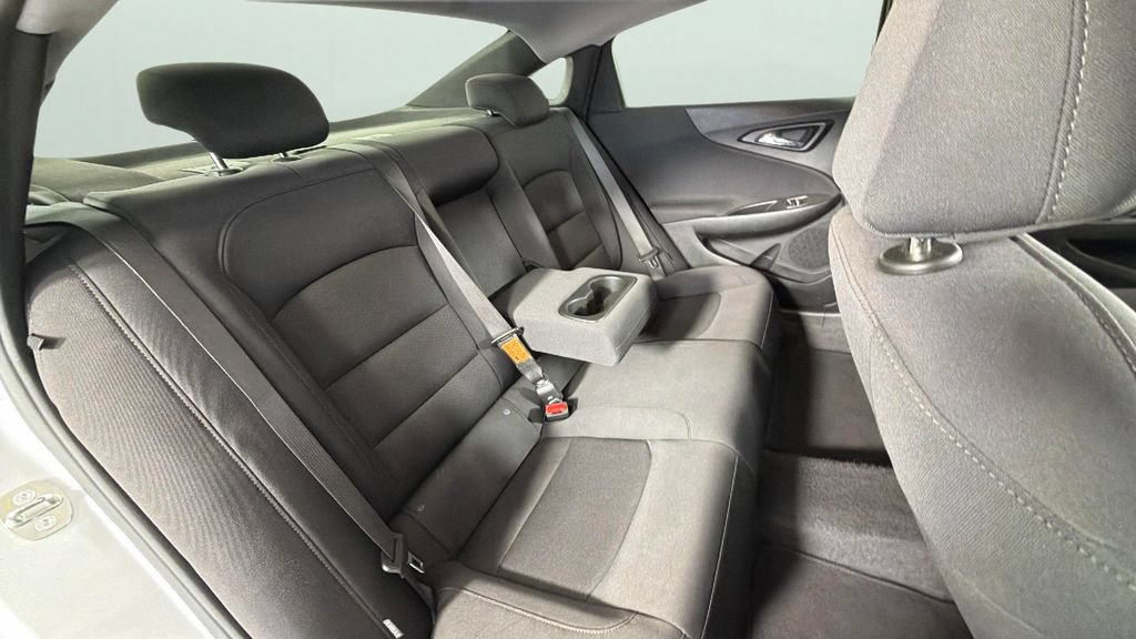 Certified 2022 Chevrolet Malibu LT FWD image 28