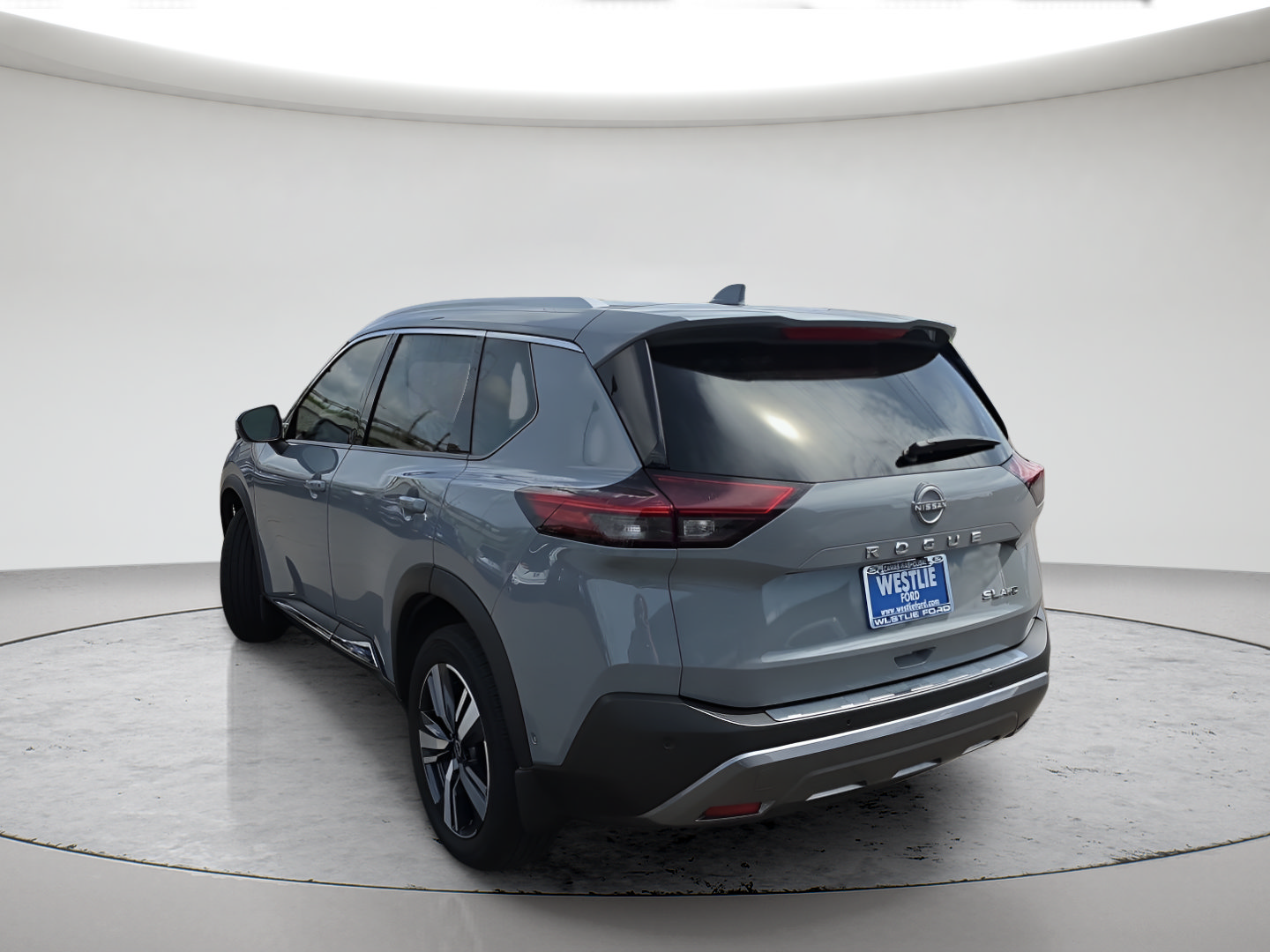 Used 2023 Nissan Rogue SL w/ SL Premium Package AWD/4WD image 4