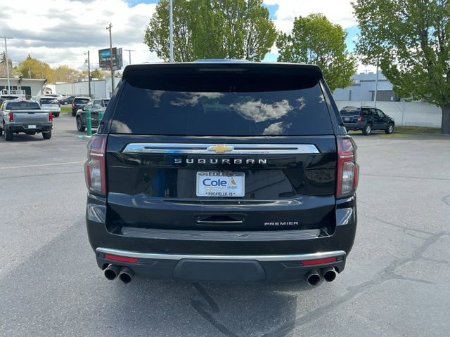 Used 2024 Chevrolet Suburban Premier AWD/4WD image 5