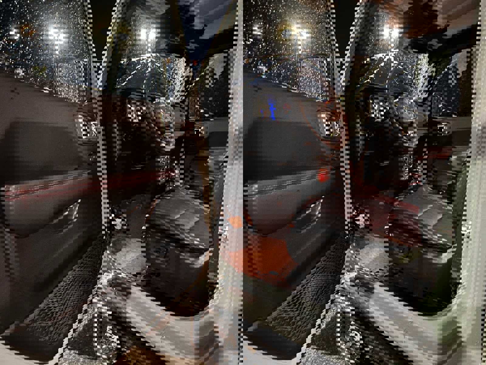 Used 2024 Jeep Wrangler Unlimited Rubicon w/ Capability Package image 20