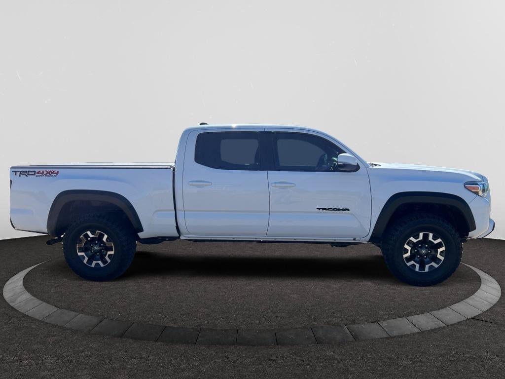 Used 2019 Toyota Tacoma TRD Off-Road w/ Technology Package AWD/4WD image 5