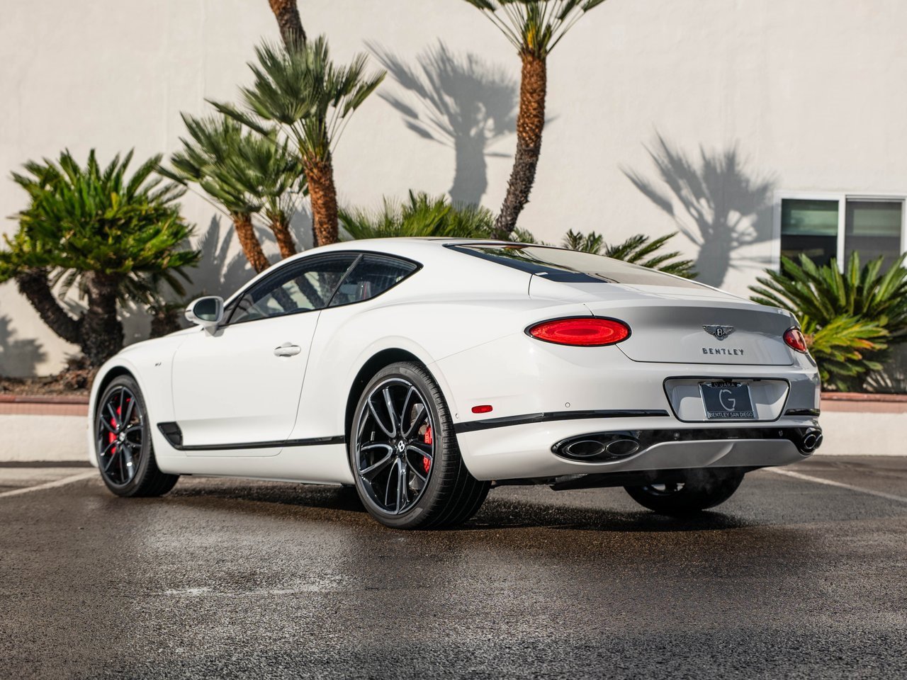 Used 2022 Bentley Continental GT image 3