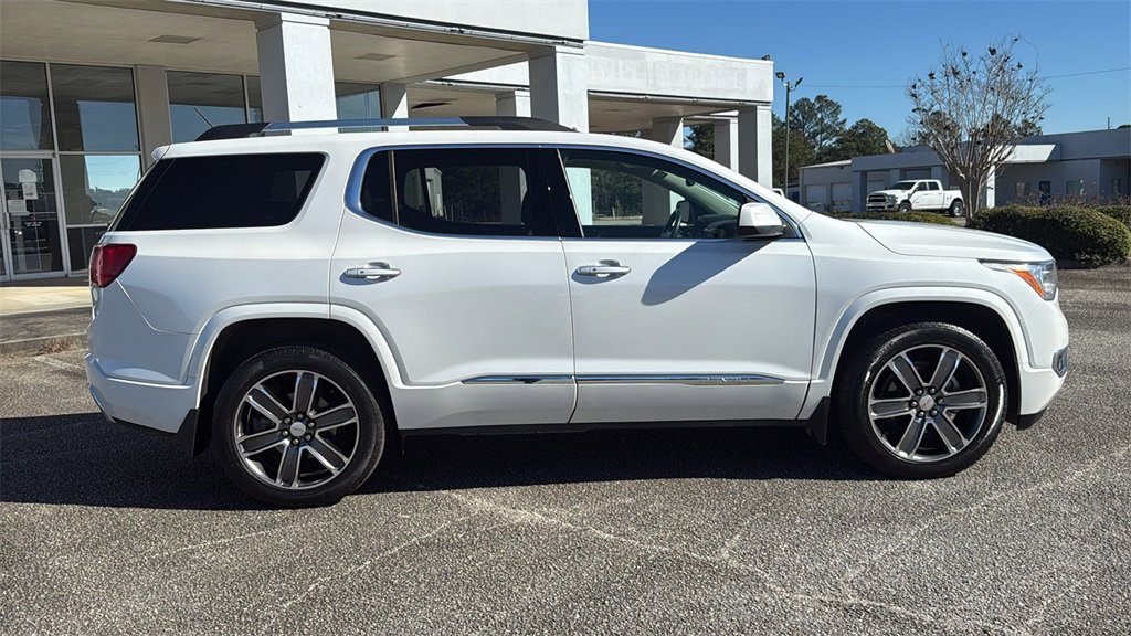 Used 2017 GMC Acadia Denali w/ Technology Package image 9