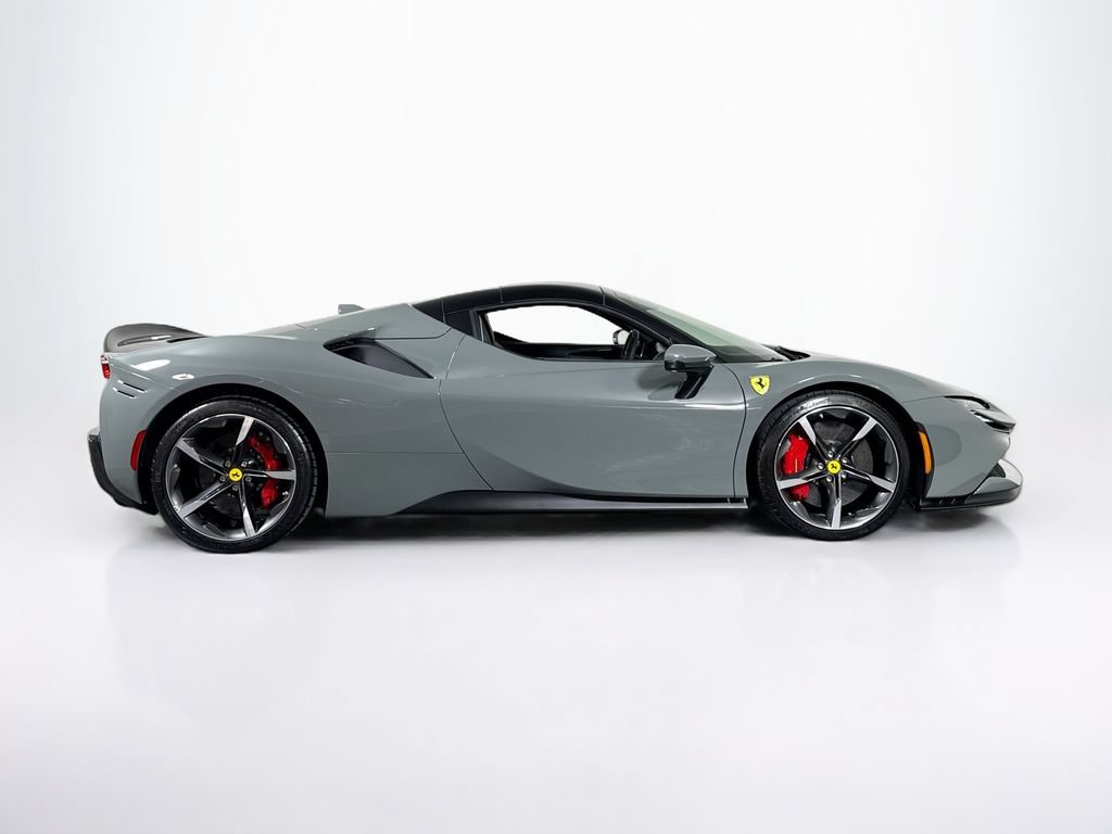Used 2024 Ferrari SF90 Spider AWD/4WD image 10