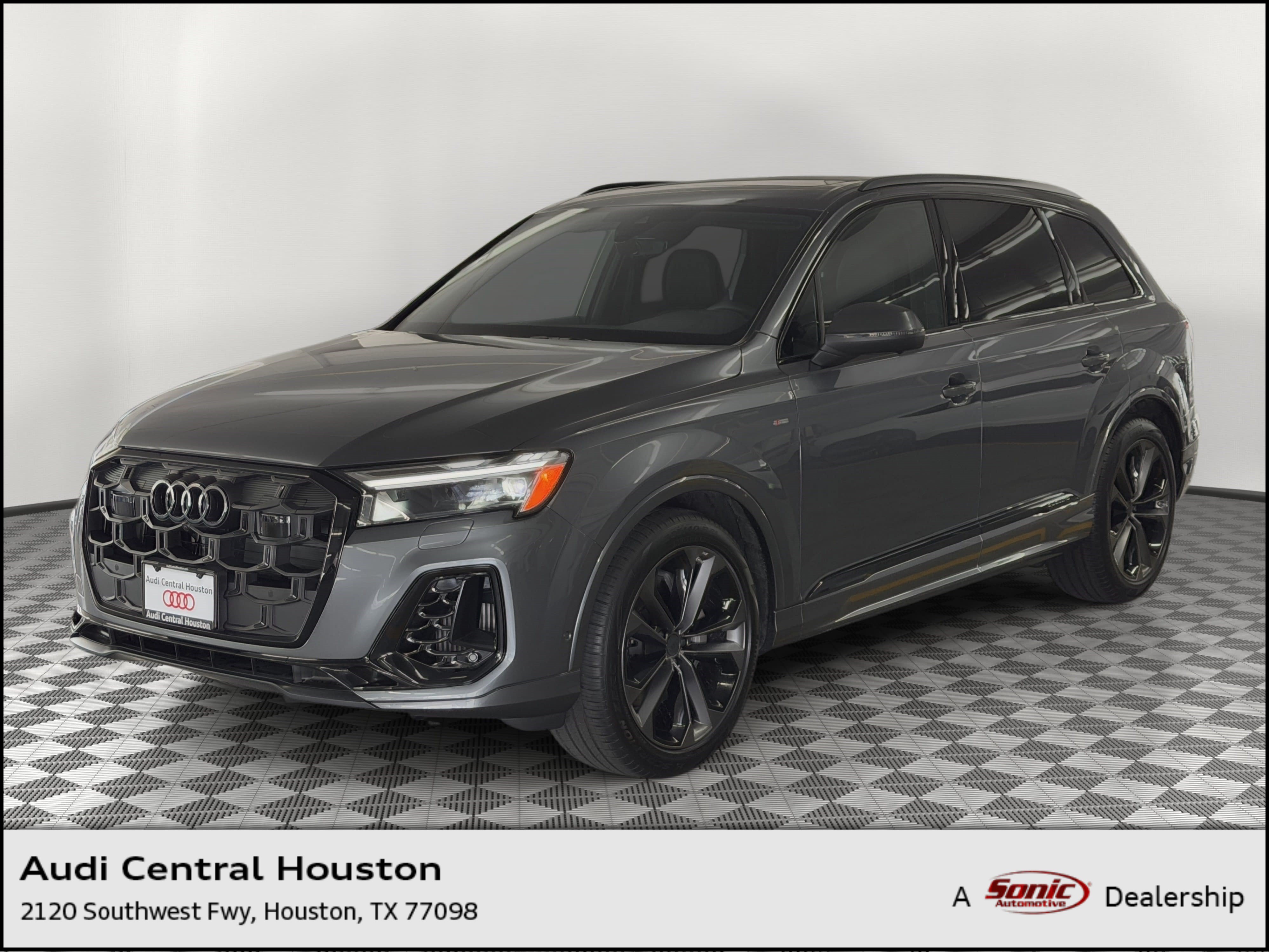 New 2026 Audi Q7 Premium Plus
