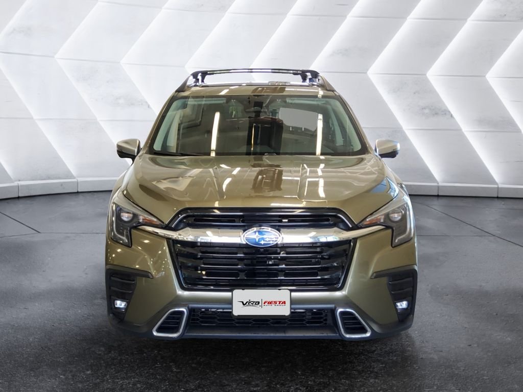 Used 2023 Subaru Ascent Touring AWD/4WD image 2