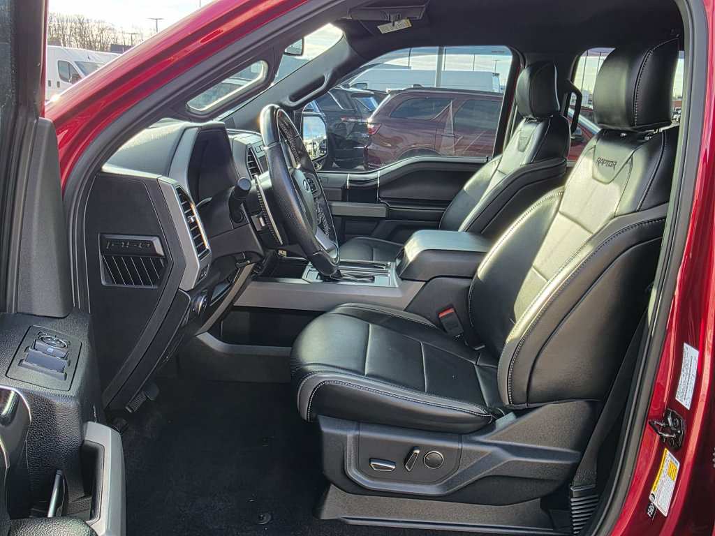 Used 2018 Ford F150 Raptor w/ Equipment Group 801A Mid image 14