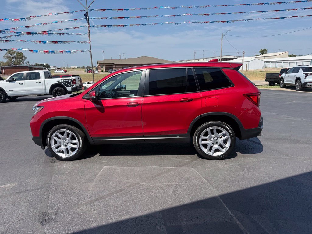 Used 2024 Honda Passport EX-L image 2