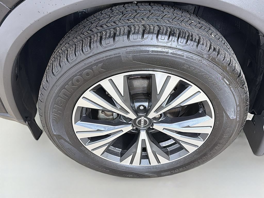 Used 2023 Nissan Rogue SV AWD/4WD image 17