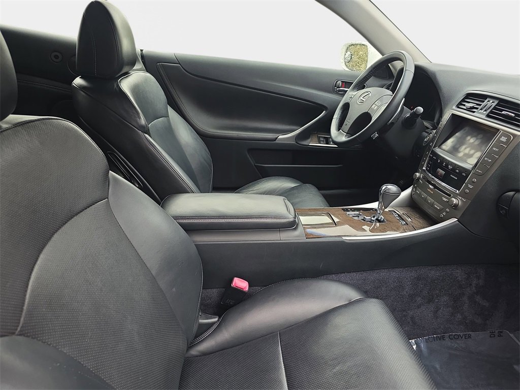 Used 2010 Lexus IS 250C image 12
