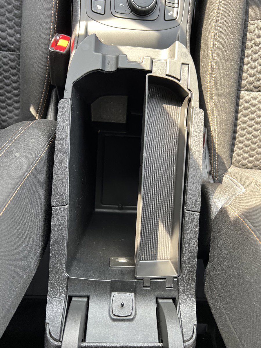 Used 2020 GMC Terrain SLE w/ Driver Convenience Package image 27