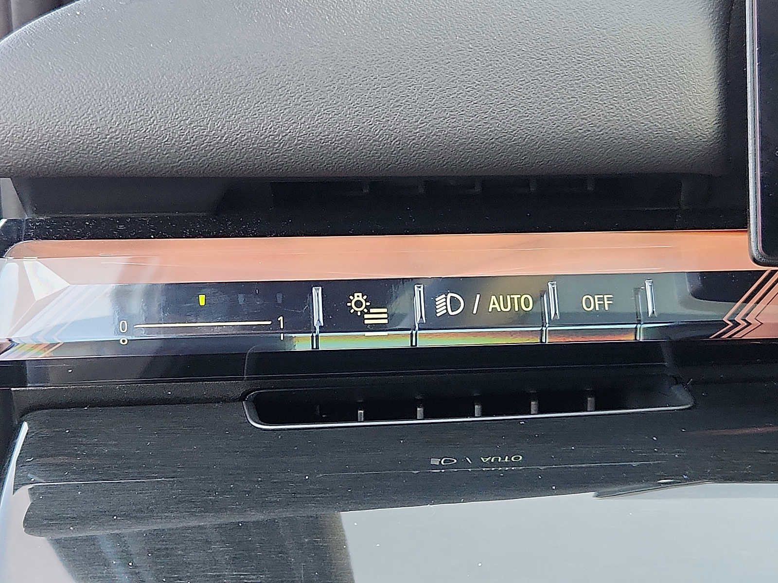 Used 2024 BMW i5 eDrive40i w/ Convenience Package image 22