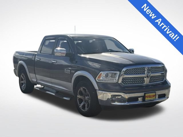 Used 2017 RAM 1500 Laramie w/ Convenience Group AWD/4WD image 1