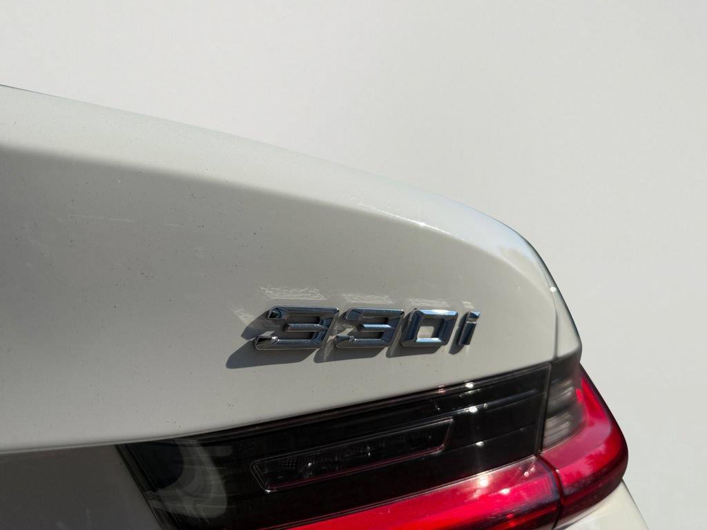 Used 2023 BMW 330i xDrive Sedan w/ Driving Assistance Package AWD/4WD image 31