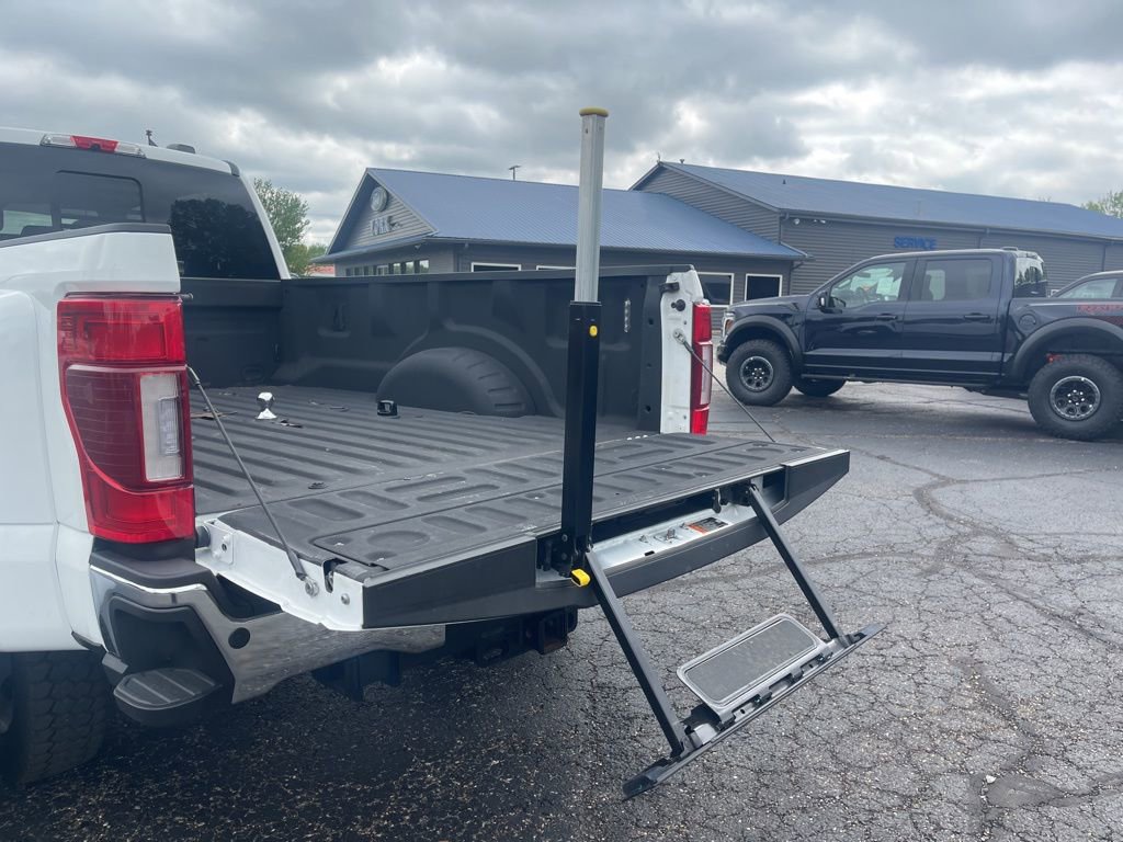 Used 2022 Ford F450 Lariat w/ Lariat Ultimate Package AWD/4WD image 8