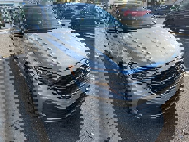 Certified 2023 Volkswagen Jetta SE w/ Panoramic Sunroof Package