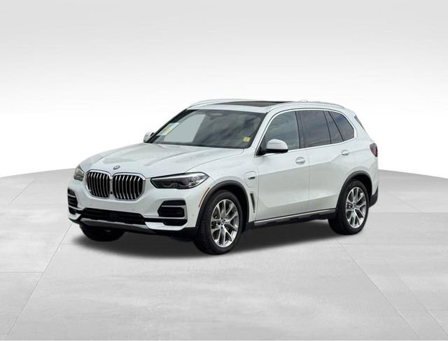 Certified 2022 BMW X5 xDrive45e image 1